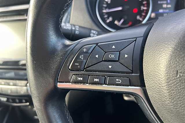 Nissan Qashqai 1.3 DiG-T 160 Acenta Premium 5dr DCT