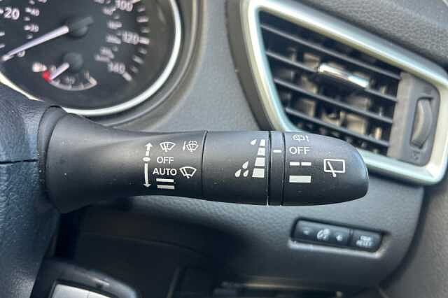 Nissan Qashqai 1.3 DiG-T 160 Acenta Premium 5dr DCT