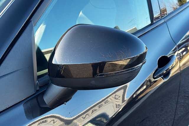 Nissan Juke 1.0 DiG-T 114 N-Connecta 5dr DCT