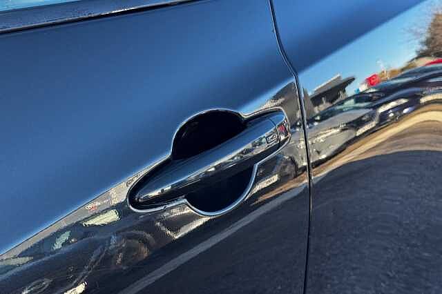 Nissan Juke 1.0 DiG-T 114 N-Connecta 5dr DCT