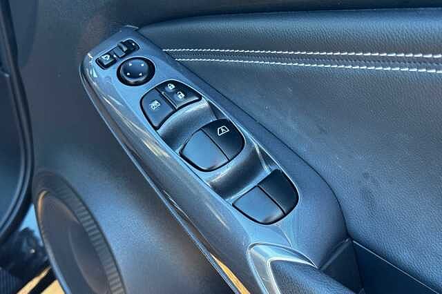 Nissan Juke 1.0 DiG-T 114 N-Connecta 5dr DCT