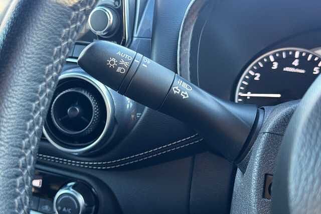 Nissan Juke 1.0 DiG-T 114 N-Connecta 5dr DCT