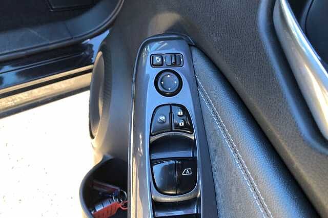 Nissan Juke 1.0 DiG-T 114 N-Connecta 5dr DCT