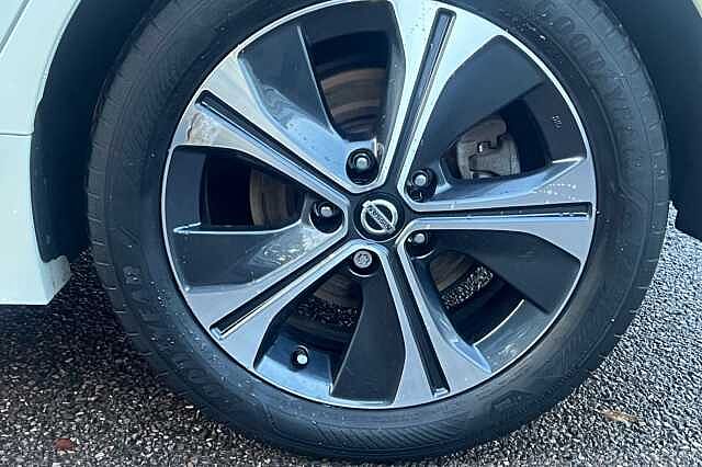Nissan Leaf 110kW Tekna 40kWh 5dr Auto